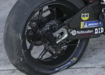 velg Marc marquez pecah