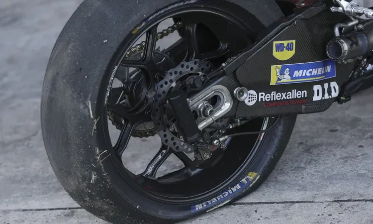 velg Marc marquez pecah